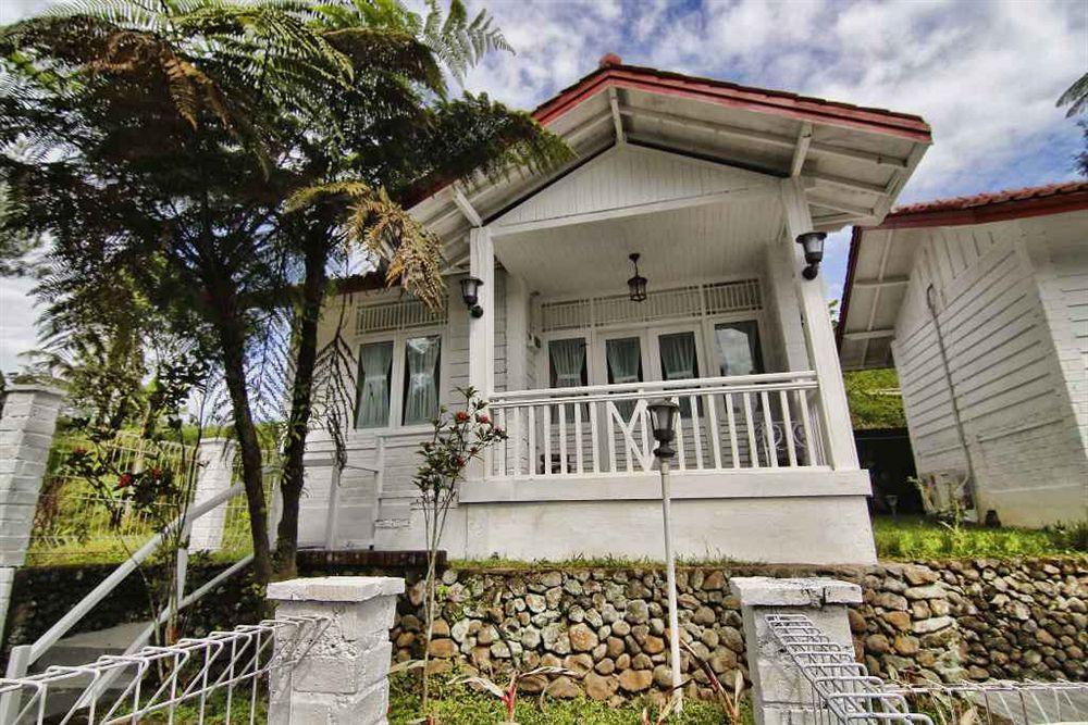 Marbella Twin Waterfall Resort Ciater Exterior foto